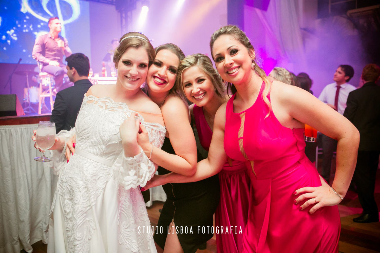 Foto Wedding Gisela e Maikon Foto Wedding Gisela e Maikon - Imagem 201