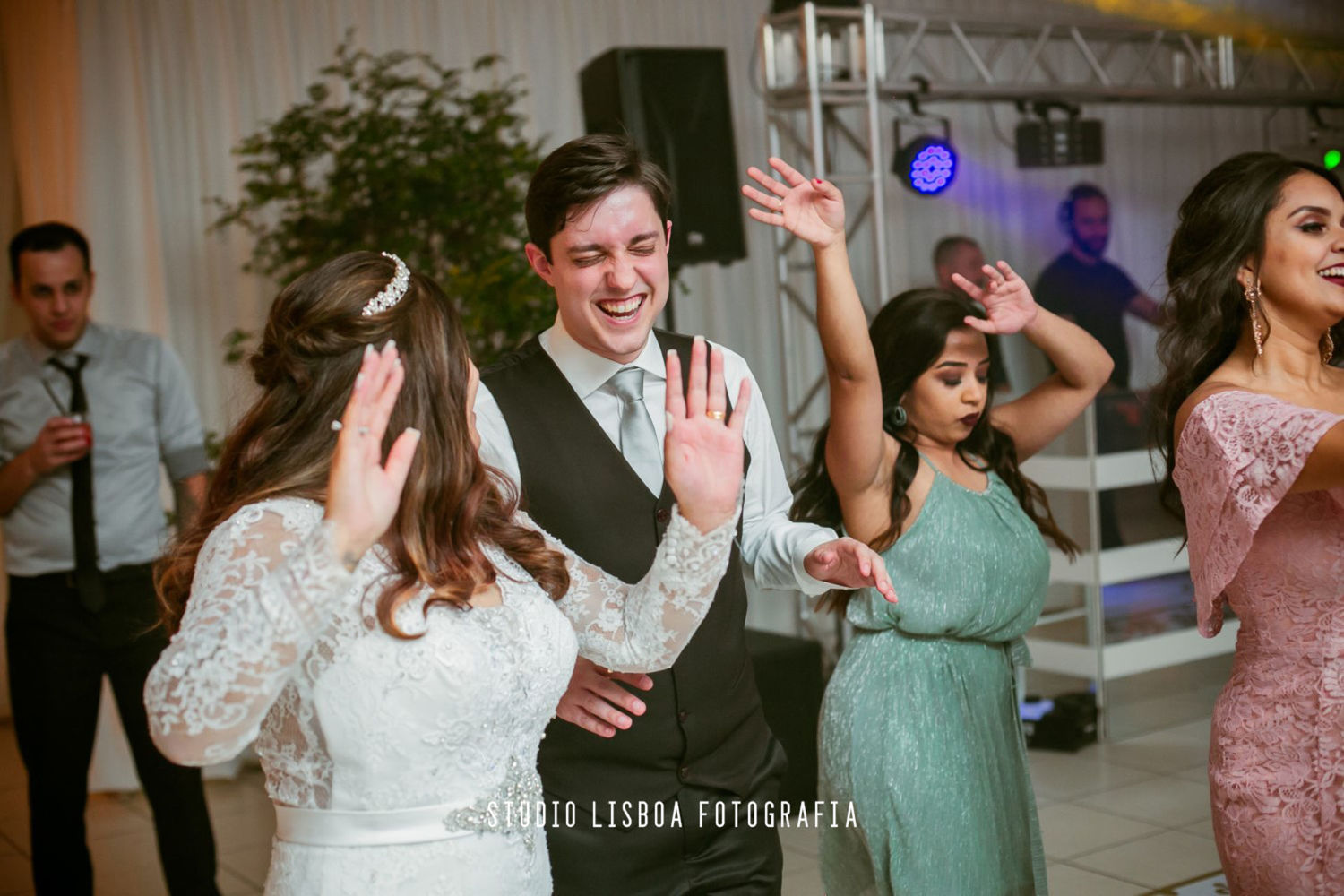 Foto Wedding Lorena e Leonardo Foto Wedding Lorena e Leonardo - Imagem 175