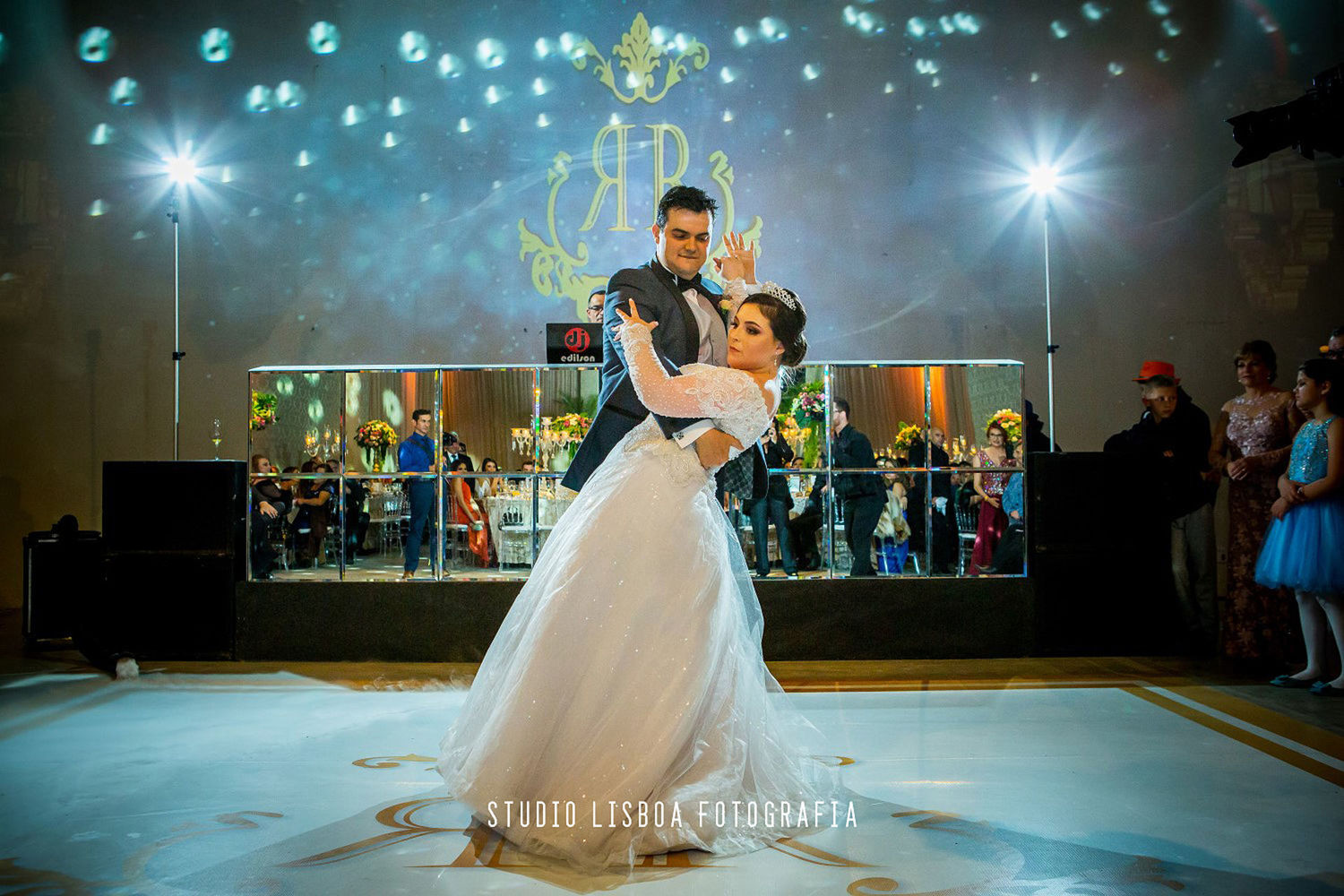 Foto Wedding Roberta e Roberth Foto Wedding Roberta e Roberth - Imagem 92