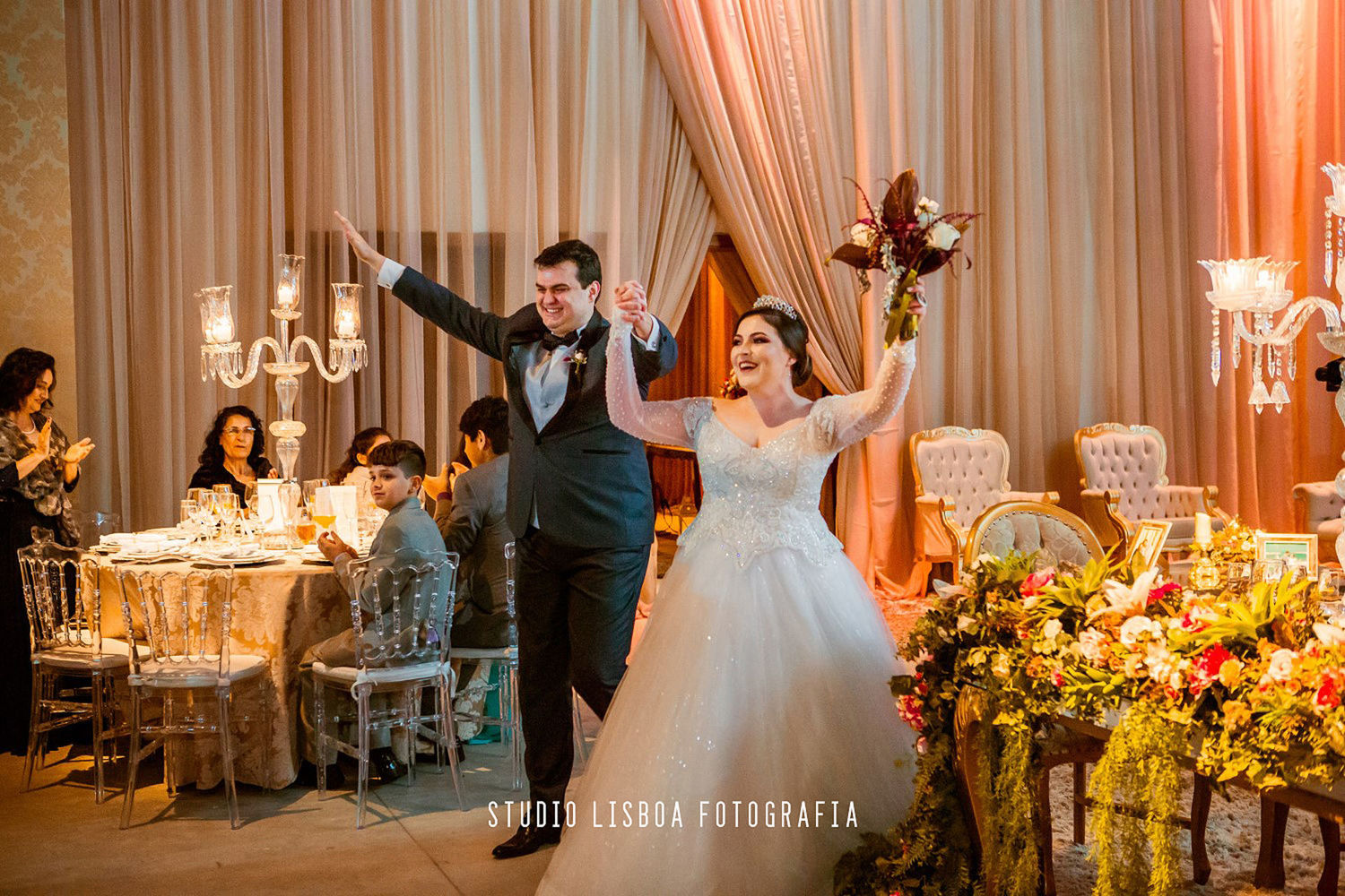 Foto Wedding Roberta e Roberth Foto Wedding Roberta e Roberth - Imagem 87