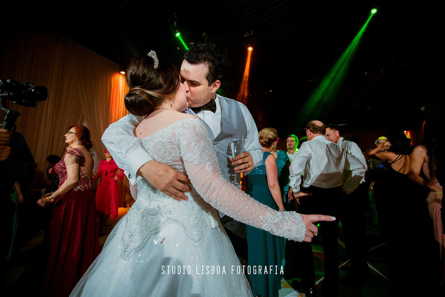 Foto Wedding Roberta e Roberth Foto Wedding Roberta e Roberth - Imagem 113