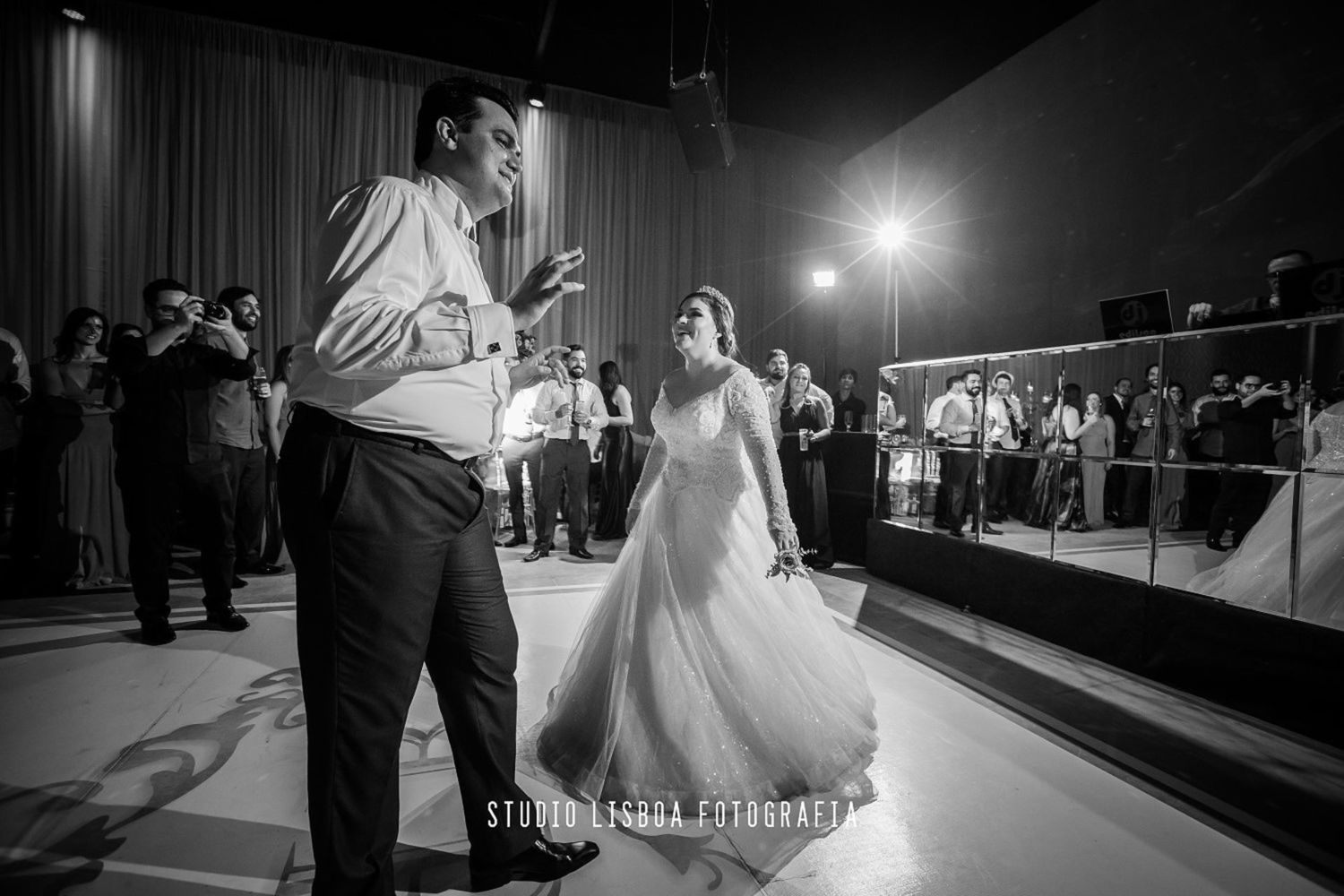 Foto Wedding Roberta e Roberth Foto Wedding Roberta e Roberth - Imagem 145