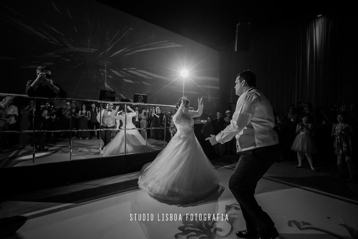 Foto Wedding Roberta e Roberth Foto Wedding Roberta e Roberth - Imagem 135