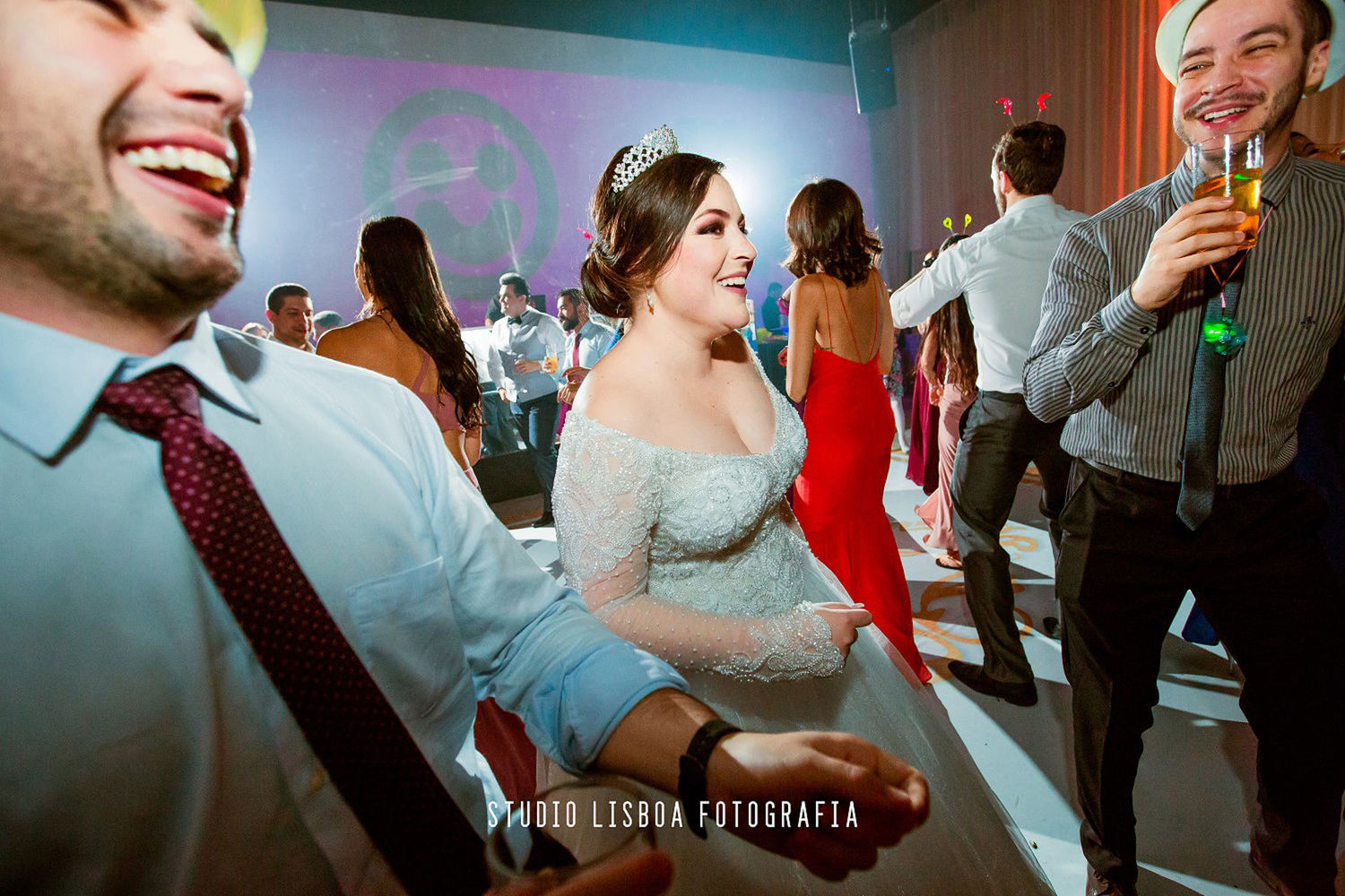 Foto Wedding Roberta e Roberth Foto Wedding Roberta e Roberth - Imagem 128
