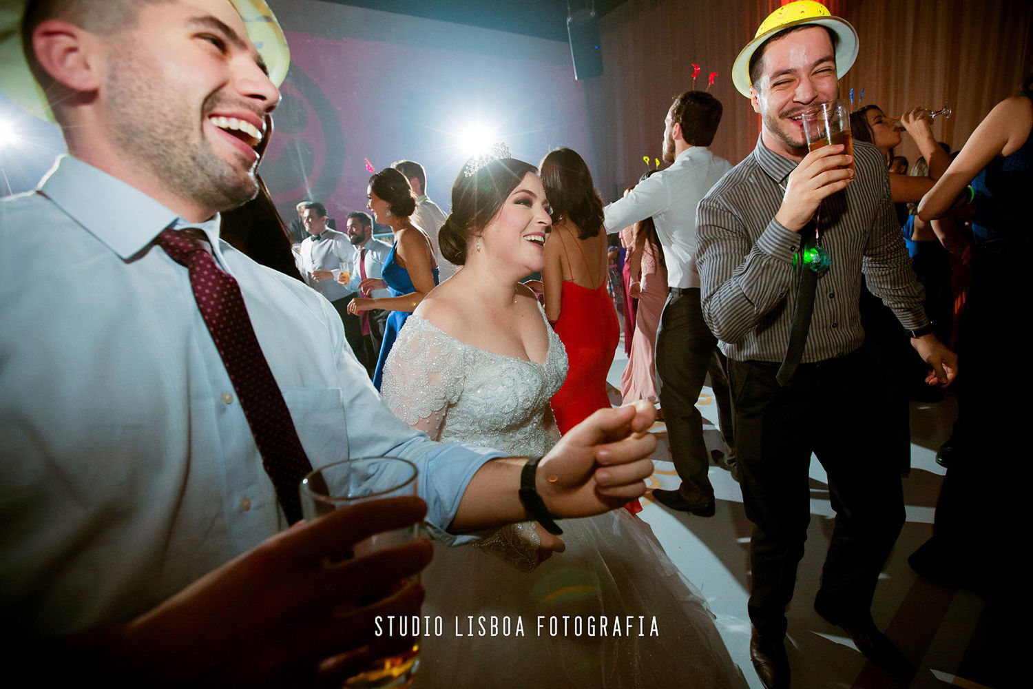 Foto Wedding Roberta e Roberth Foto Wedding Roberta e Roberth - Imagem 127