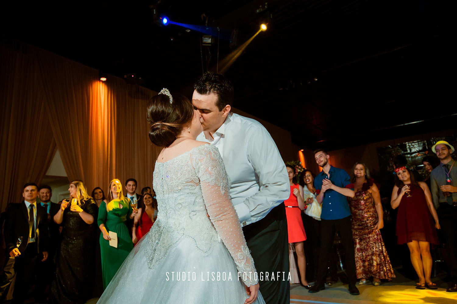 Foto Wedding Roberta e Roberth Foto Wedding Roberta e Roberth - Imagem 149