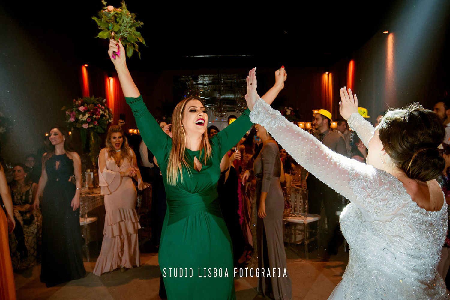 Foto Wedding Roberta e Roberth Foto Wedding Roberta e Roberth - Imagem 119